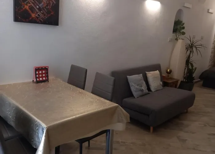 Apartment 20 Rue Longue Menton